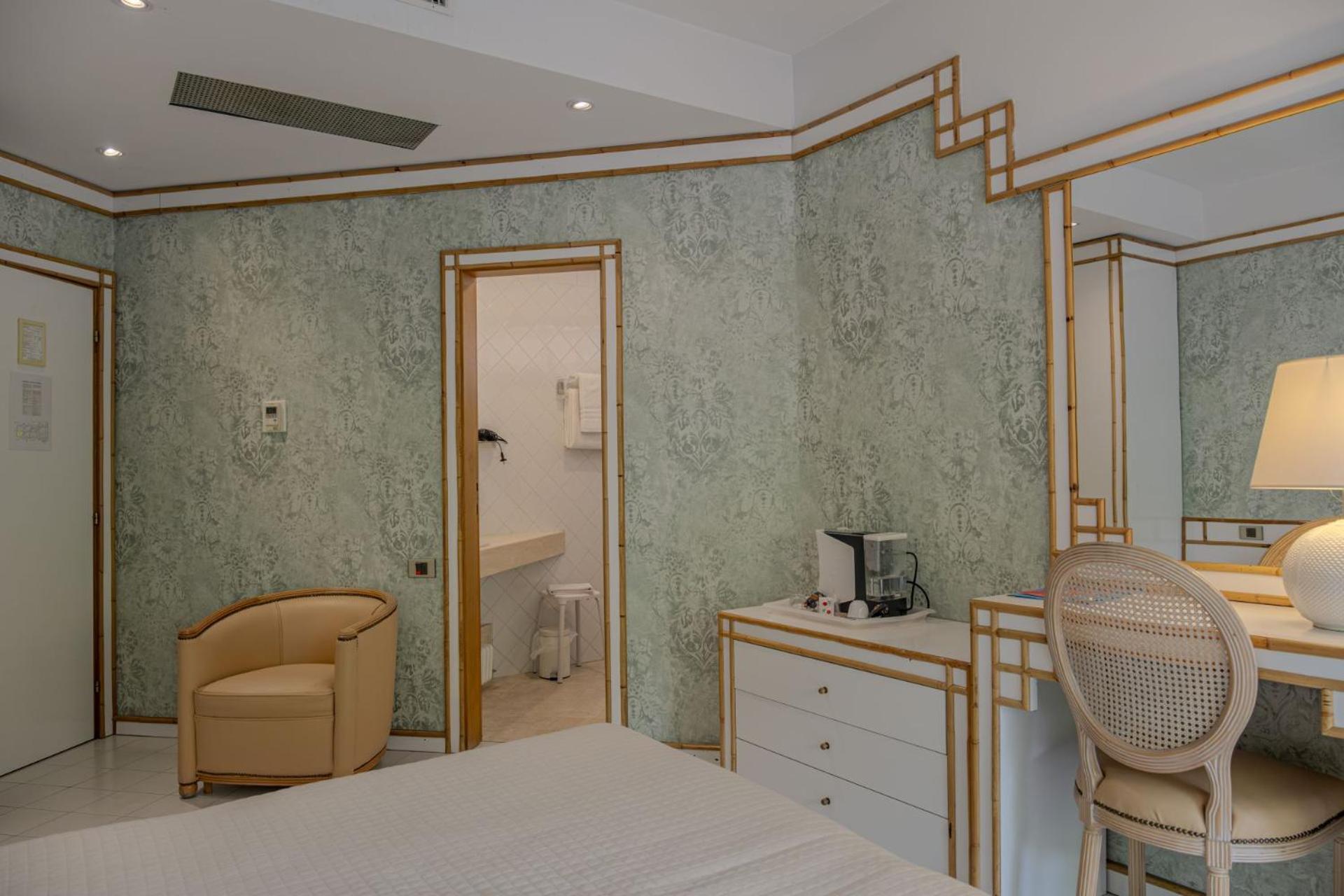 Hotel President - Vintage Hotel In Centro Riccione Luaran gambar