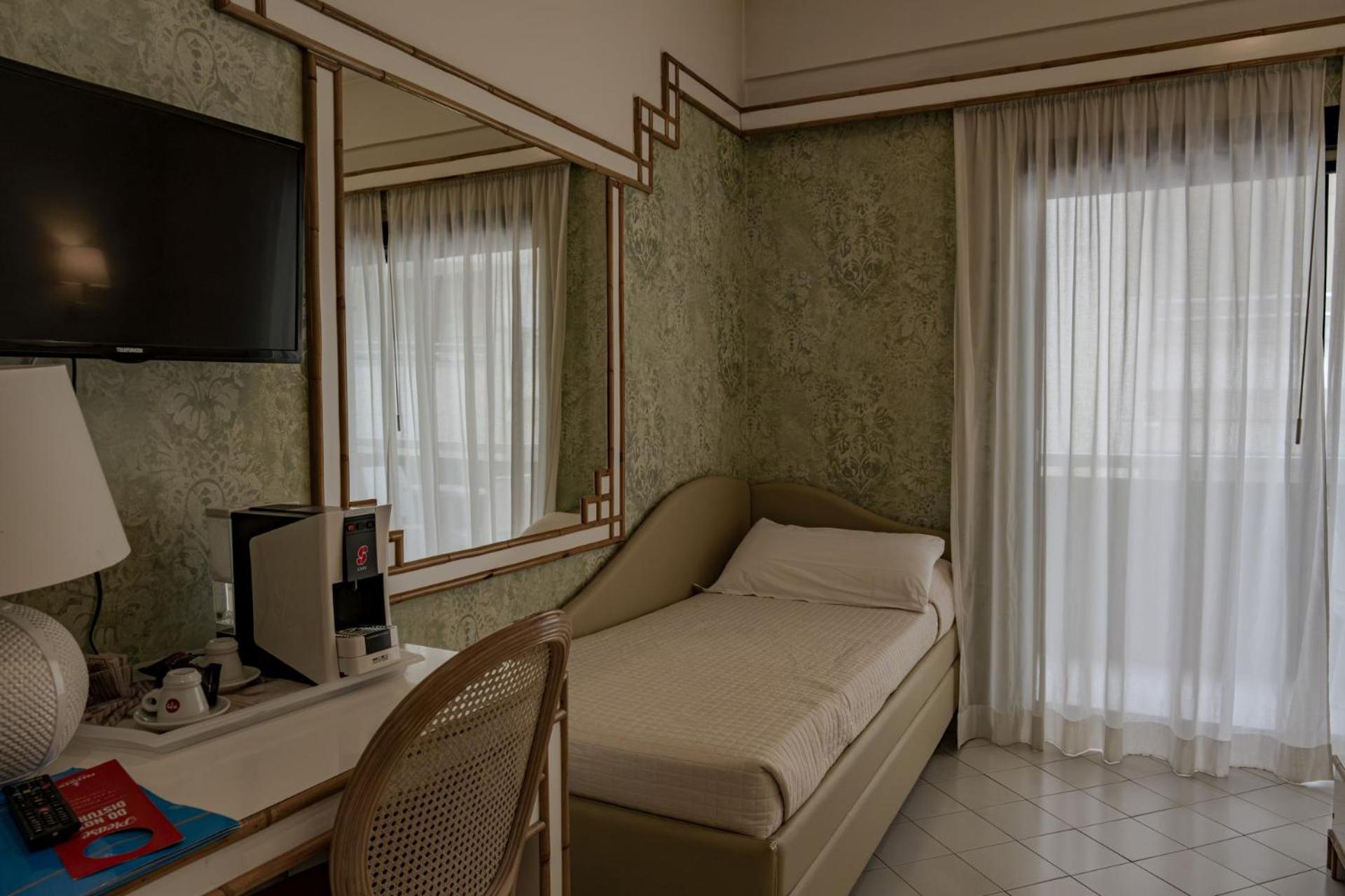 Hotel President - Vintage Hotel In Centro Riccione Luaran gambar