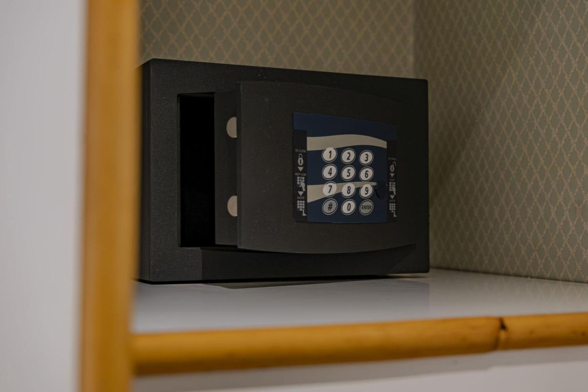 Hotel President - Vintage Hotel In Centro Riccione Luaran gambar