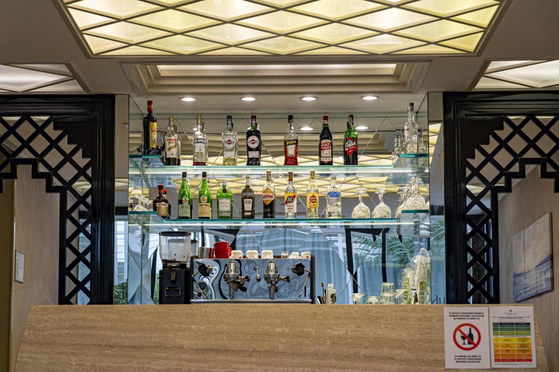 Hotel President - Vintage Hotel In Centro Riccione Luaran gambar