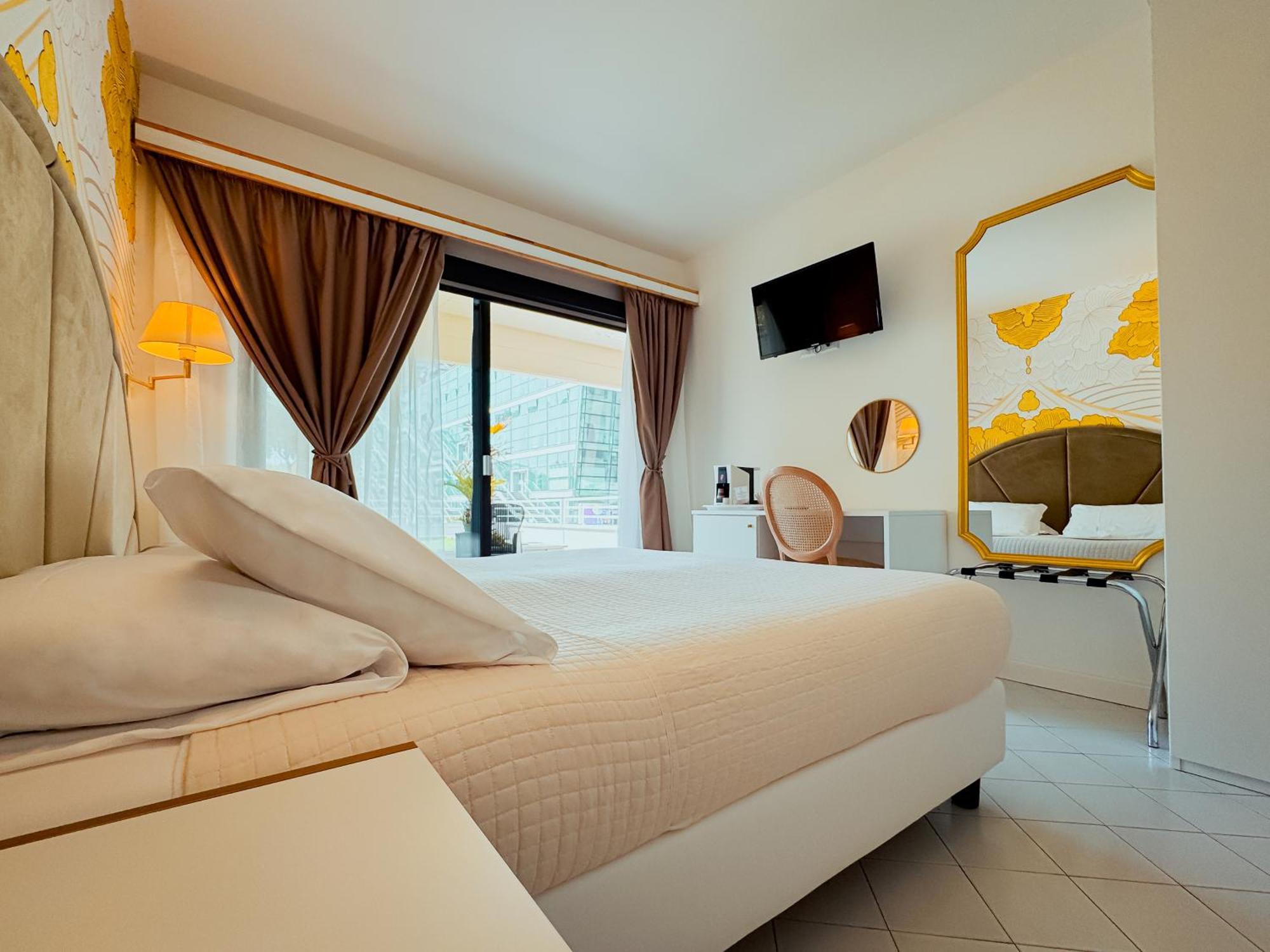 Hotel President - Vintage Hotel In Centro Riccione Bilik gambar