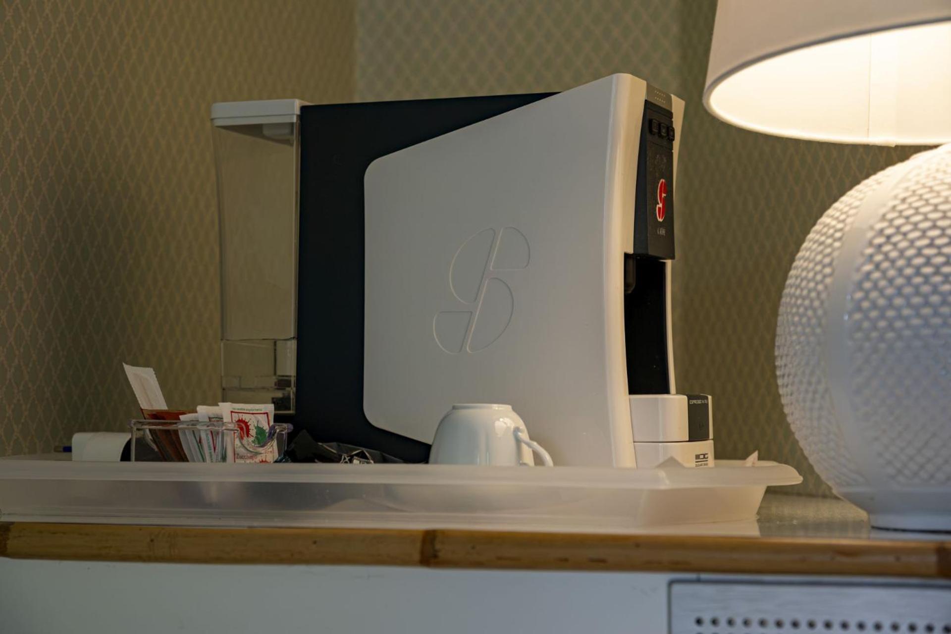 Hotel President - Vintage Hotel In Centro Riccione Bilik gambar