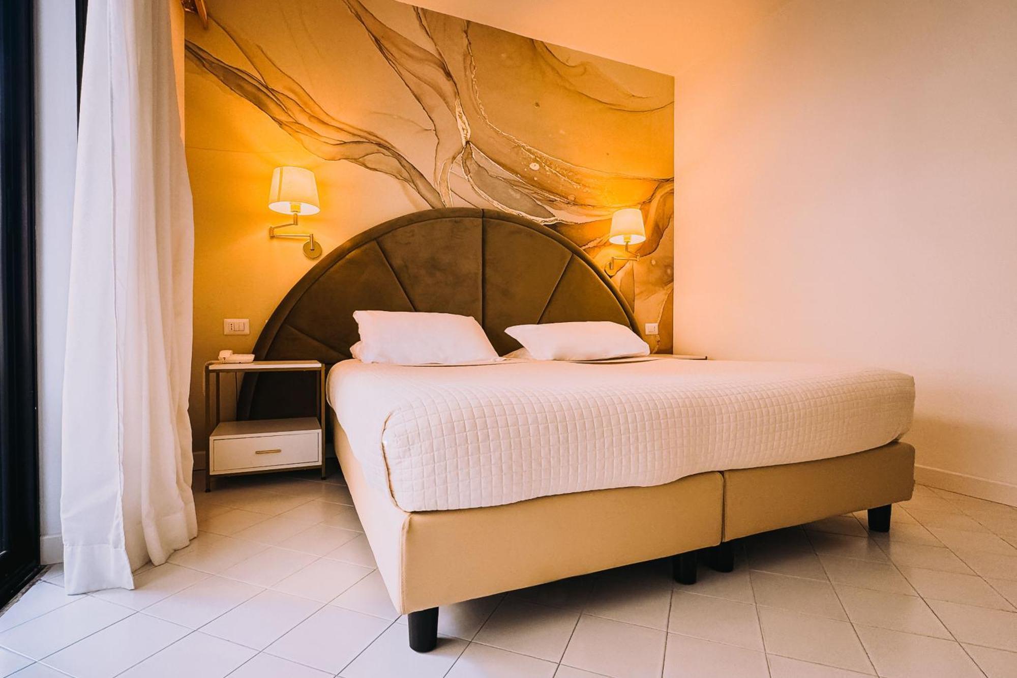 Hotel President - Vintage Hotel In Centro Riccione Luaran gambar