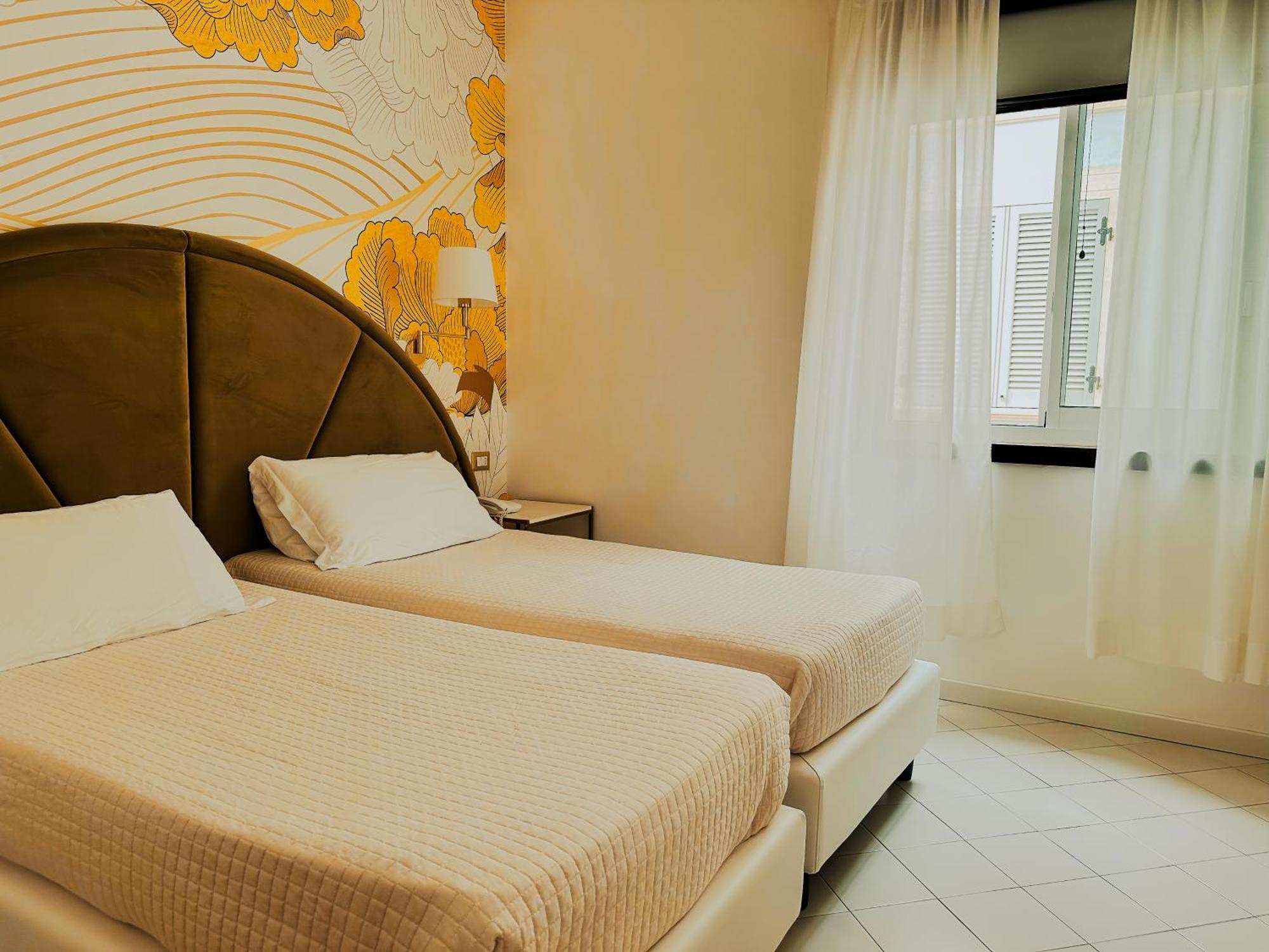 Hotel President - Vintage Hotel In Centro Riccione Luaran gambar